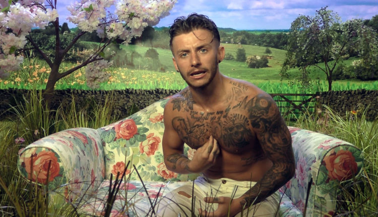Day 32: PICTURES: Tom gets agitated and breaks the Diary Room door